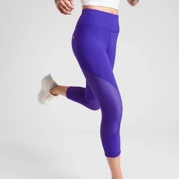 Athleta Pants - Athleta Contender Mesh Capri
